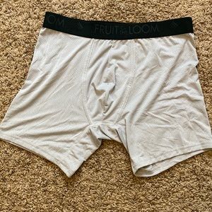 New One Pair of Fruit of Loom Boxer Brief